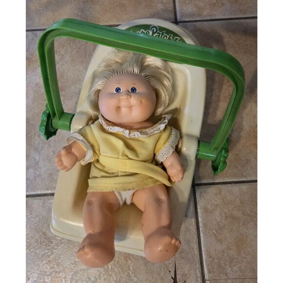 1980's Toy Cabbage Patch Kids Vintage Doll Carrier Infant Seat made by Coleco - Picture 1 of 5